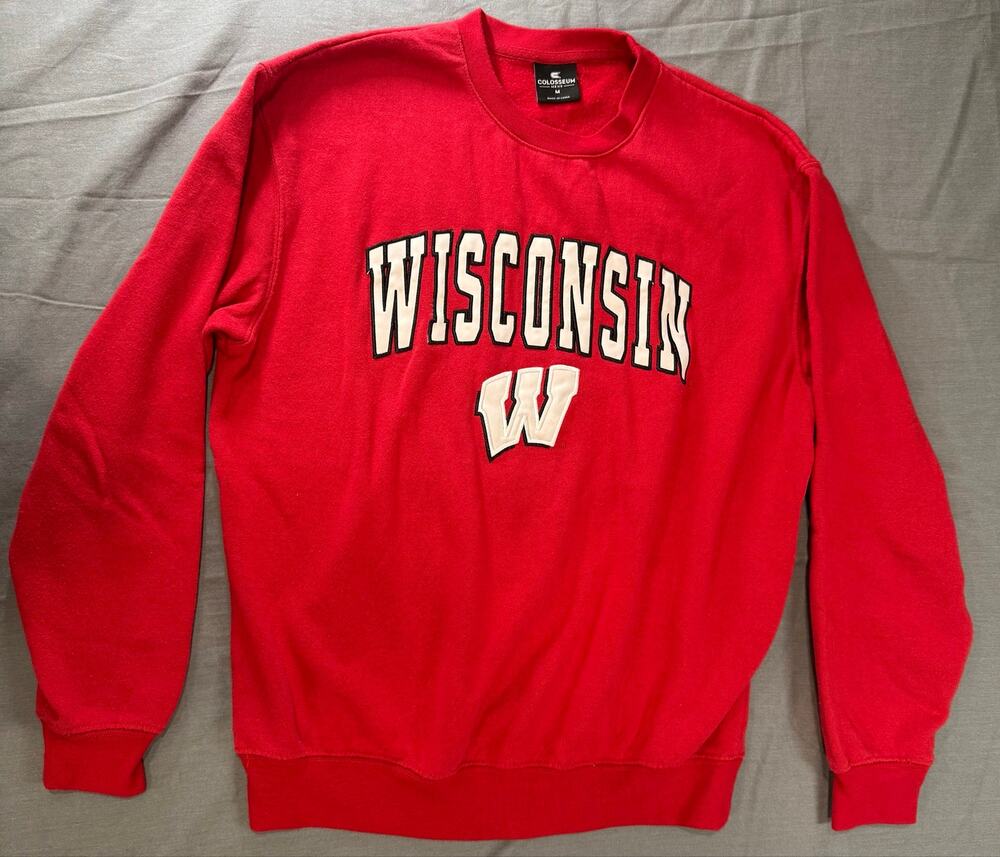 Colosseum Men’s Medium University of Wisconsin Badgers Red Pullover Sweatshirt